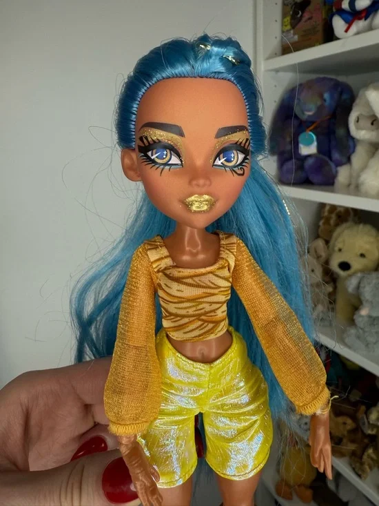 Monster High Skulltimate Secrets Fearidescent Cleo De Nile doll - Picture 2 of 6